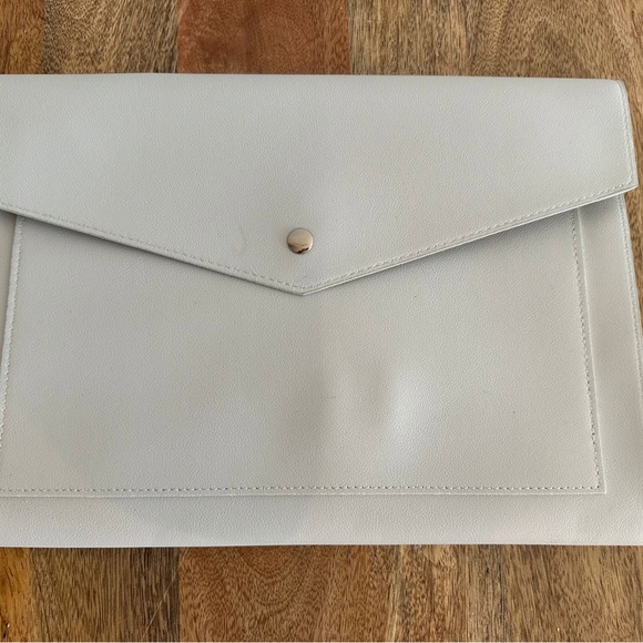 Glass Ladder Co. Vegan Leather Tech Organiser - Grey - Picture 5 of 5